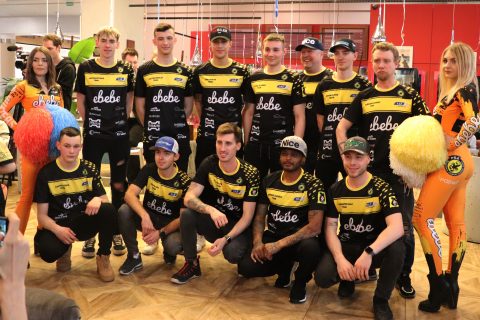 Prezentacja zespołu ebebe PSŻ Poznań na sezon 2023. Zaprezentowano nowy kevlar!