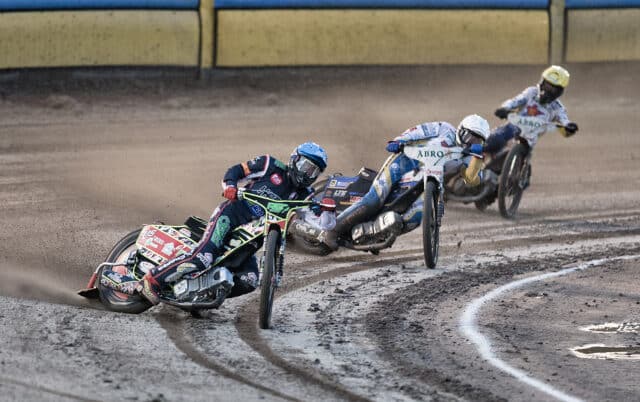 Liga szwedzka żużel. Wysokie wygrane gospodarzy! Indianerna Kumla lucky loserem!