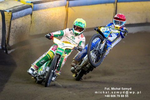 Żużel. Mecze tych drużyn od zawsze wzbudzały skrajne emocje. Zapowiedź meczu Włókniarz-Apator