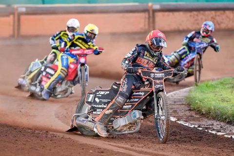 Wilki nadal niepokonane na Monmore Green, Edinburgh Monarchs liderem Championship – raport z Wysp Brytyjskich