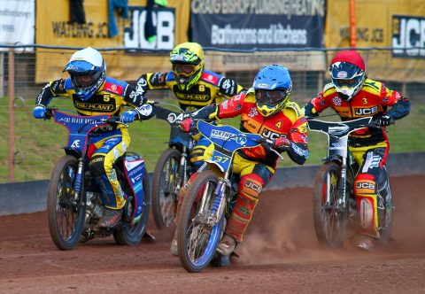 Żużel. Pierwsza wygrana Peterborough Panthers i groźnie wyglądająca kraksa Tobiasza Musielaka – raport z Wysp Brytyjskich