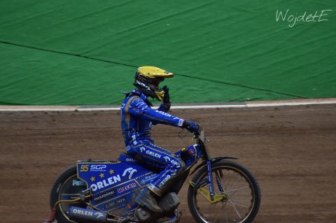 Bartosz Zmarzlik oddaje 15. bieg. Czy zawodnik lubelskiego Motoru zakontraktowany jest na bazie ryczałtu?