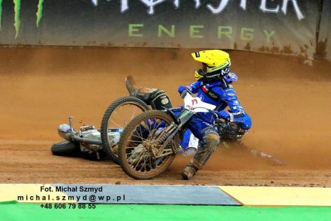 Czy Zmarzlik powinien być wykluczony w finale? „Też próbowałbym się kłaść”