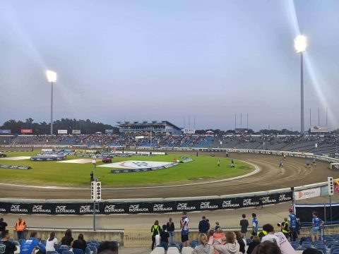 Wygrała Stal, lecz znacznie osłabiona Unia powalczyła [RELACJA]