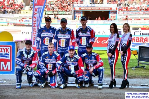 Żużel. Znakomita walka o punkt bonusowy! Zdunek Wybrzeże Gdańsk pokonało  InvestHousePlus PSŻ Poznań [RELACJA]