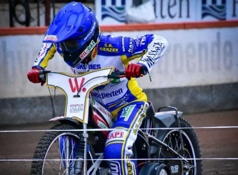 Liga szwedzka na żużlu. Wyrównane spotkania w Szwecji. Genialny Zmarzlik [RELACJA]