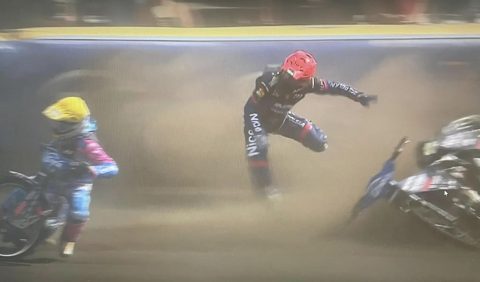 Upadek Piotra Pawlickiego. Karetka na torze, złamana noga zawodnika Sparty Wrocław?