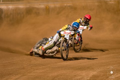 Falubaz rozpoczyna pełną parą: Intensywne przygotowania żużlowców w Świnoujściu