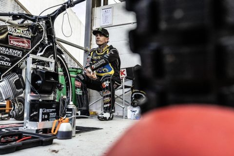 Tai Woffinden powrócił i zaszalał na wyspach