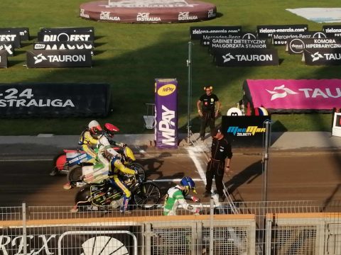 Poznaliśmy ostateczne rozstrzygnięcia w Ekstralidze U24! Kolejny fantastyczny występ Kacpra Pludry! [RELACJA]