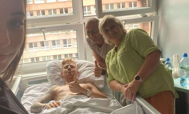 Patrick Hansen przekazał wieści kibicom i wrzucił zdjęcia oraz nagranie ze szpitala!