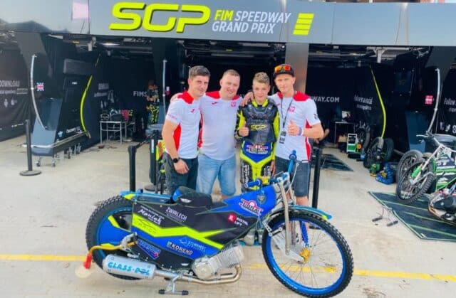 Czy Kacper Mania postawi kropkę nad i? Puchar Ekstraligi 250cc [Zapowiedź]