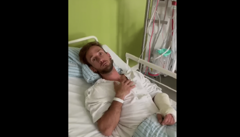 Anders Thomsen przekazuje wieści ze szpitala. Skomplikowana kontuzja ręki?