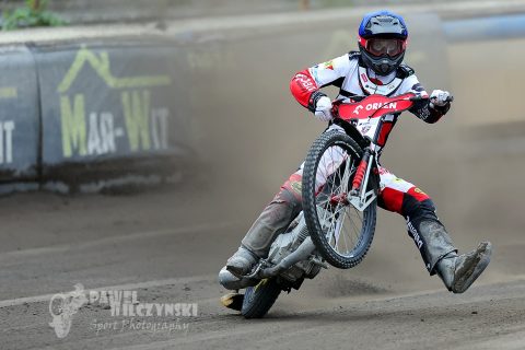 Szymon Bańdur, zawodnik Cellfast Wilków Krosno: „Klub bardzo dobrze o mnie dba”