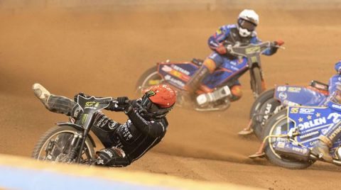 Żużel. Woffinden po udanej operacji ręki pokazał zdjęcia!