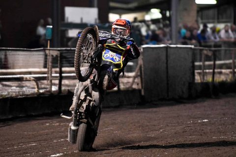 Żużel liga angielska. Pewne zwycięstwo tygrysów. Fenomenalny Josh Pickering, bardzo słaby Brady Kurtz