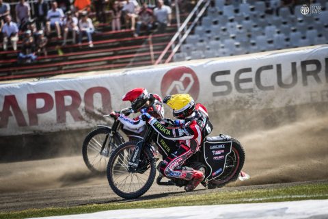 Musielak może mieć złamaną nogę. Groźny upadek zawodnika w Zielonej Górze