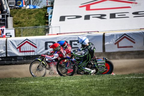 Transmisje żużlowe w niedzielę. Gdzie oglądać półfinały? Telewizja, streamy online