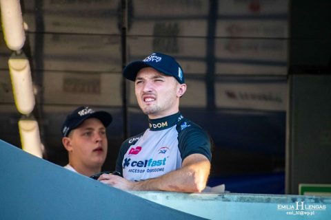 Wilki ponownie wypożyczyły Lewiszyna