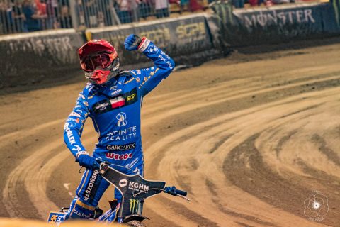 Bartosz Zmarzlik wygrywa turniej za turniejem, a żona nagrywa jego starty i razem analizują w domu