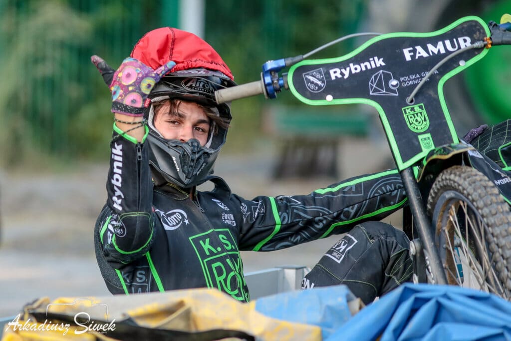 Znamy stan zdrowia Kacpra Tkocza! Zawodnika czeka dłuższa przerwa 2 Kacper Tkocz