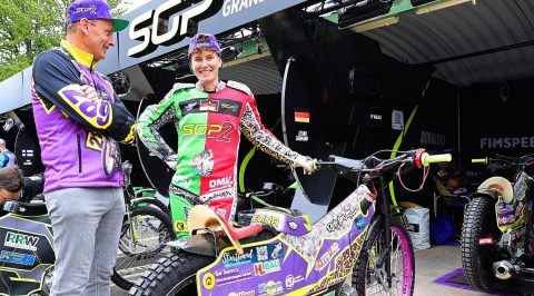 Żużel. Historia dzieje się na naszych oczach. Kobieta z kontraktem w Anglii