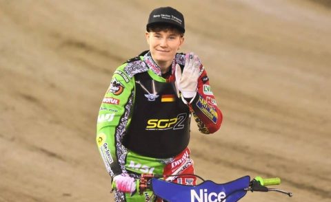 Żużel. Niemka nie narzeka na bycie jedyną kobietą w stawce „Nie ma dla mnie znaczenia, jakiej płci jest mój rywal. Cel jest zawsze ten sam, zdobycie trzech punktów”