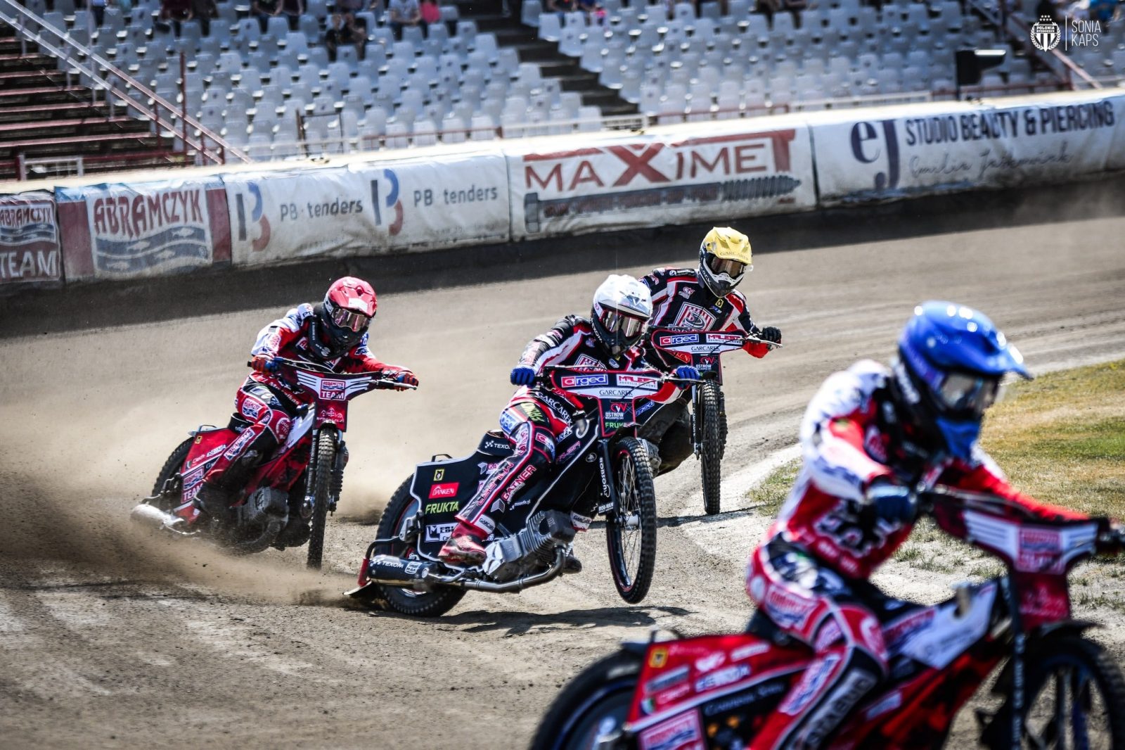 351456493 263375459546300 1419809810280357815 n