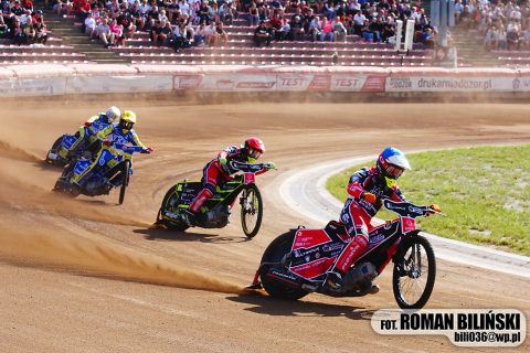 Żużel. Ekspert wskazuje na rosnący poziom i obecność znanych nazwisk na najniższym szczeblu rozgrywek „To będzie najlepsza Krajowa Liga Żużlowa w historii”