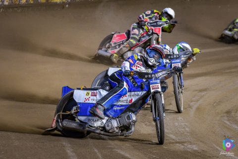 Decyzja o licencji dla Texom Stali Rzeszów na starty w Metalkas 2. Ekstralidze: Radość kibiców „Żurawi”