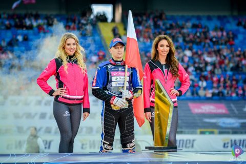 Żużel. Hampel będzie znowu mocnym punktem kadry? Nie jest na zgrupowaniu jako przedłużenie sztabu szkoleniowego