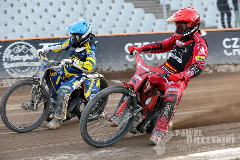 Żużel. Był na jednym obozie i poleciał na drugi. „Wolę cieplejsze kraje”