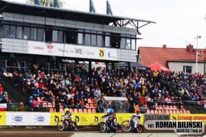 Żużel na żywo. Transmisja Złotego Kasku w Opolu – gdzie oglądać?