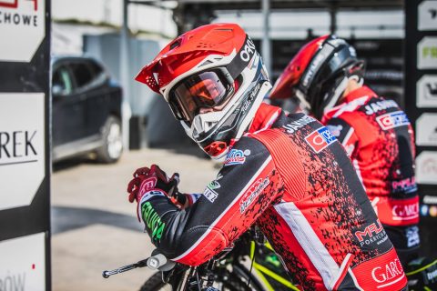 Moonfin Malesa Ostrów rozbija Orła! Play-down nabiera rumieńców