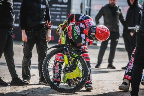 Żużel w TV. Transmisja meczu Ostrów – Łódź na żywo