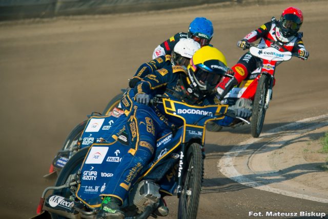 Żużel. Kacper Grzelak odsłania kulisy rynku U-24. „Dziś jest trudniej niż jeszcze rok temu”