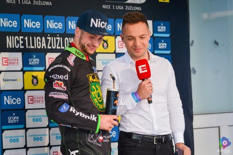 Żużel. Jeden z najlepszych komentatorów w Polsce opowiada jak zachować równowagę