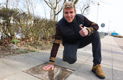 Przemysław Pawlicki uhonorowany tablicą pamiątkową