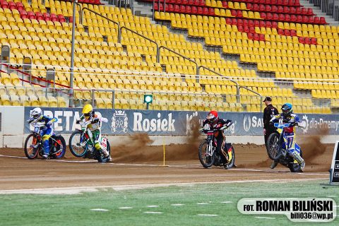 Żużel. Znamy grupy eliminacyjne DMPJ. Zawodnik Polonii Bydgoszcz z licencją instruktora