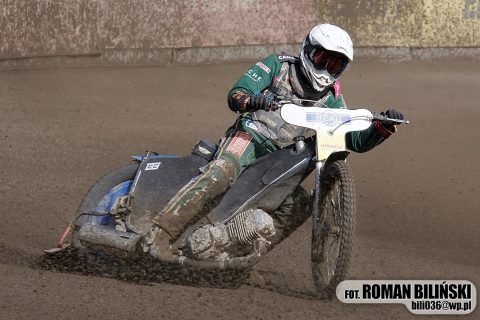 Maksym Drabik pracuje nad lepszą dyspozycją. W ostatnich dniach testował nowe silniki