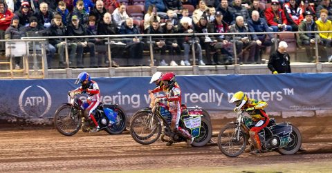 Żużel liga angielska. Rudowłosy duet z Wrocławia trzęsie światowym żużlem! Co za występ na wyspach!