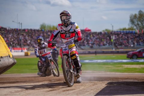 Czas na sobotnie ściganie pomiędzy Cellfast Wilki Krosno a Energa Wybrzeże Gdańsk. Faworyt rewanżu jest tylko jeden