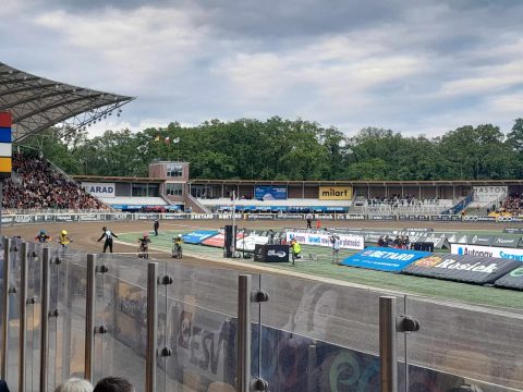 Betard Sparta Wrocław wysoko wygrywa z GKM-em. Piorunująca końcówka gospodarzy