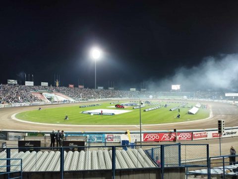 Unia Leszno wygrywa na inaugurację! Świetny Madsen to za mało [RELACJA]