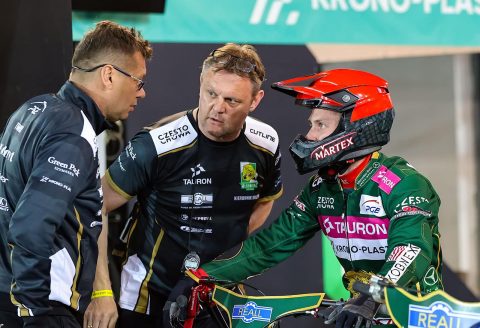 Kacper Woryna odniósł się do swojej ostatniej wypowiedzi. Darzy menadżera pełnym zaufaniem i nie ma zgrzytów