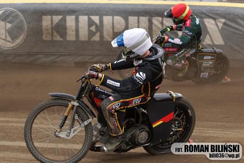 Komplet Marcela Kowolika! Bieg dodatkowy rozstrzygnął o awansie w Tarnowie