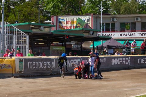 Kontrowersja w Rybniku i absurdalne przepisy. Wilki Krosno zostały pokrzywdzone