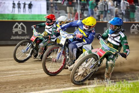 Żużel w telewizji. Gdzie oglądać Włókniarz z GKM-em? Transmisja z KLŻ