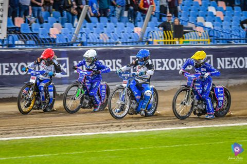 Orzeł pojedzie o drugą z rzędu wygraną u siebie. Gospodarze postraszą Stal w dwumeczu? [ZAPOWIEDŹ]