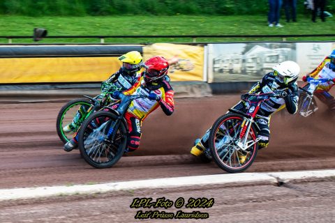 Żużel. Domowa wygrana Slangerup i przedwczesne zakończenie zmagań w Vojens. Podsumowanie 9. kolejki duńskiej Speedway Ligaen